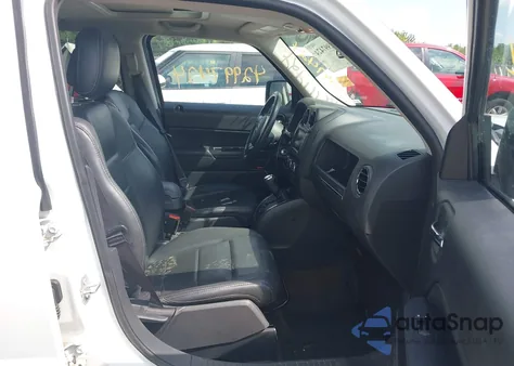 2016 Jeep Patriot High Altitude Edition z USA, uszkodzony, nr VIN 1C4NJRFB7GD768142